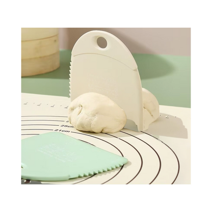 Dough Cutter & Bench Scraper with Stainless Steel Core – TPR Silicone Baking Tool for Sourdough & Pastry