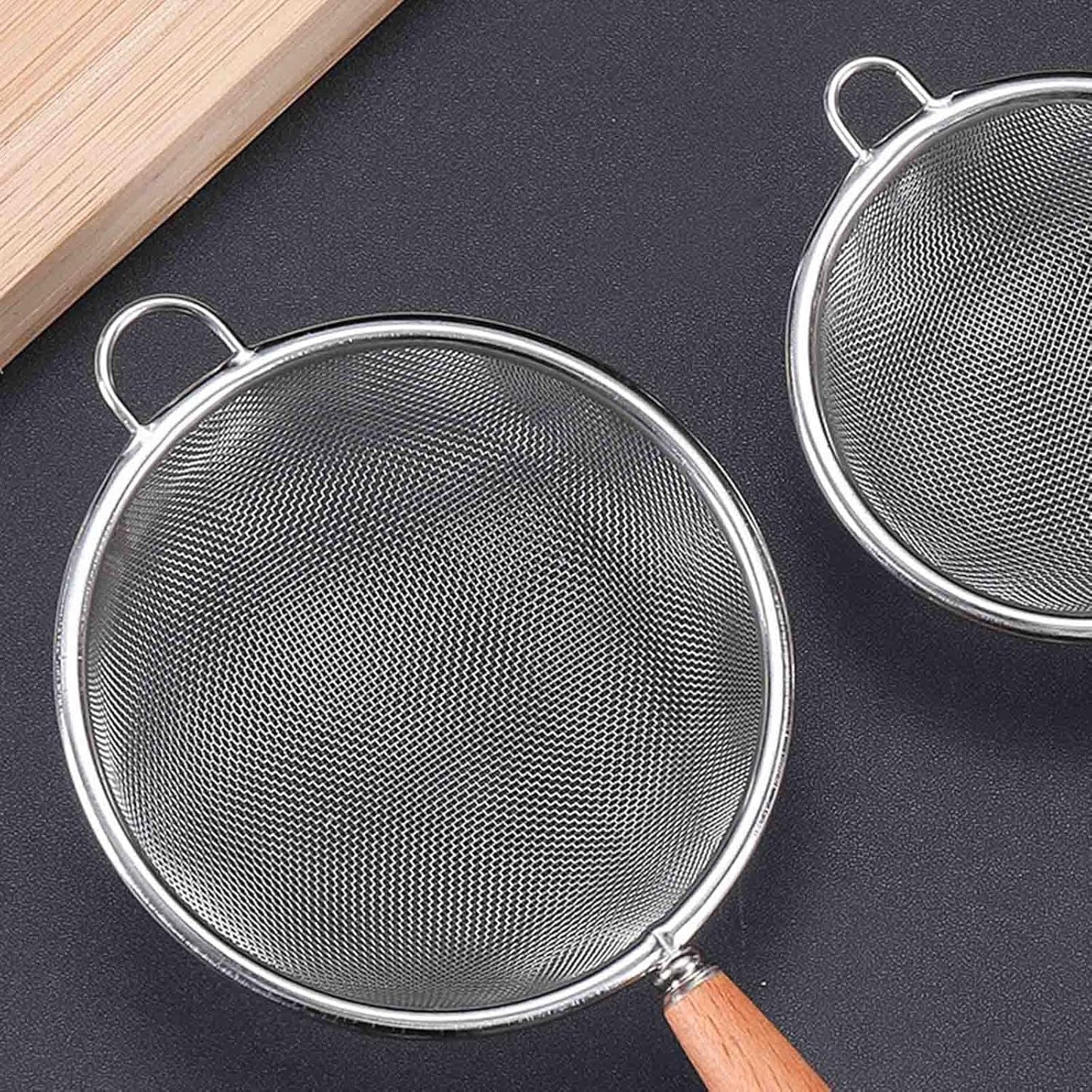 Stainless Steel Fine Mesh Strainer with Wooden Handle – Multi-Purpose Baking Tool for Flour & Food Sieve