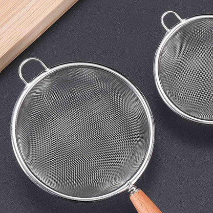 Stainless Steel Fine Mesh Strainer with Wooden Handle – Multi-Purpose Baking Tool for Flour & Food Sieve