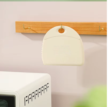 Dough Cutter & Bench Scraper with Stainless Steel Core – TPR Silicone Baking Tool for Sourdough & Pastry